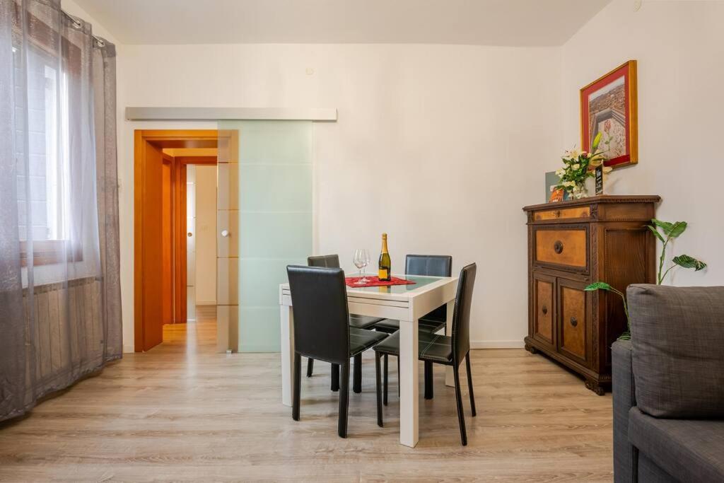 מסטרה Lovely House Claudia-Perfetto Per Venezia מראה חיצוני תמונה